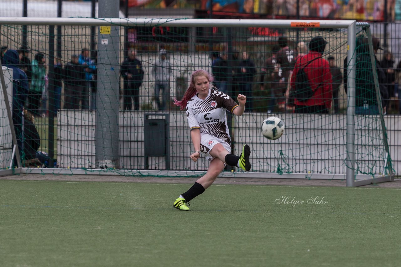 Bild 122 - B-Juniorinnen St.Pauli - C-Juniorinnen SV Steinhorst : Ergebnis: 1:2